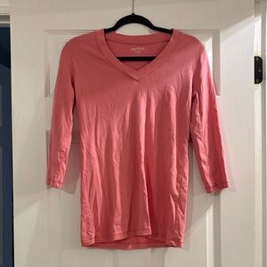 A PEA IN THE POD PINK V-NECK LONG SLEEVE TOP
